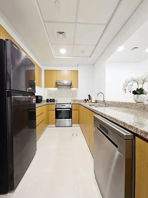 Luxury Downtown Apartment With Burj Khalifa View ドバイ